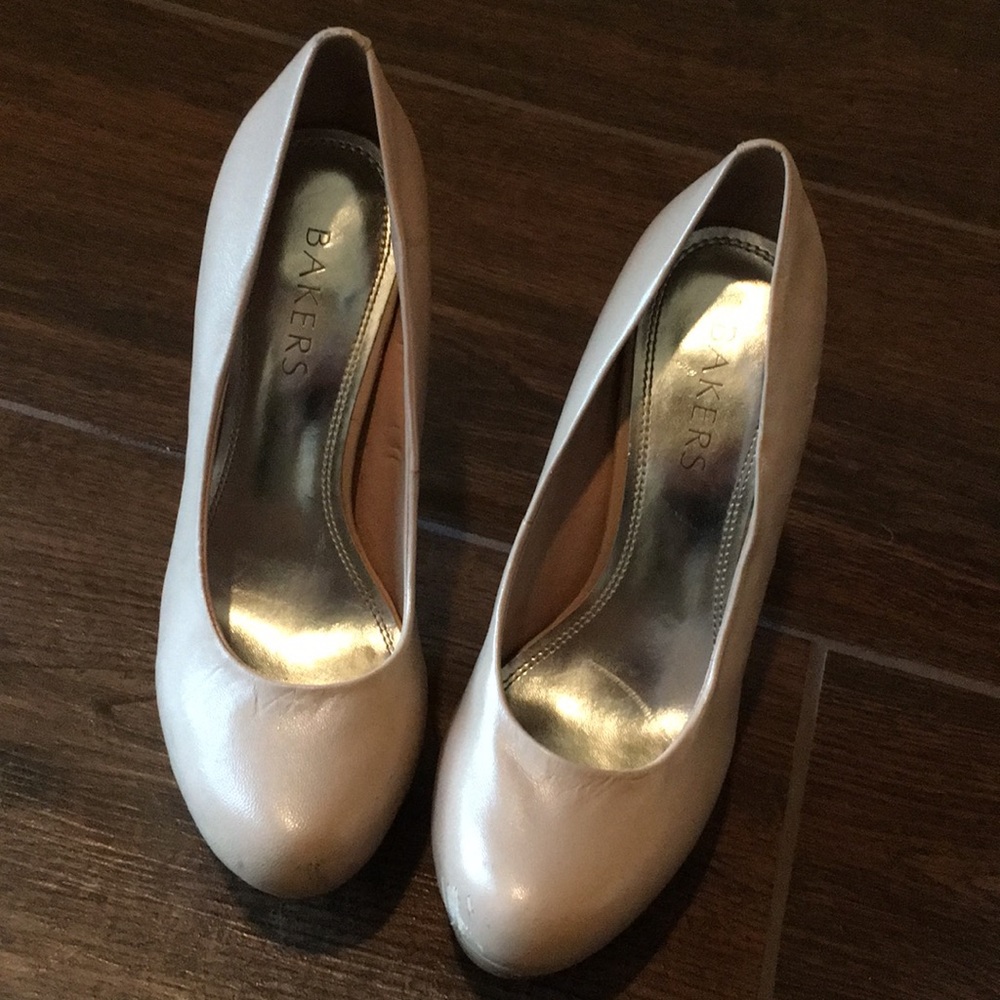 Bakers Beige high heels